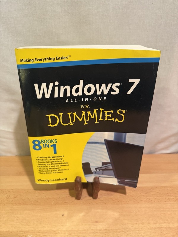 Windows 7 All-in-One For Dummies by Leonhard, Woody Pre Owned Paperback
