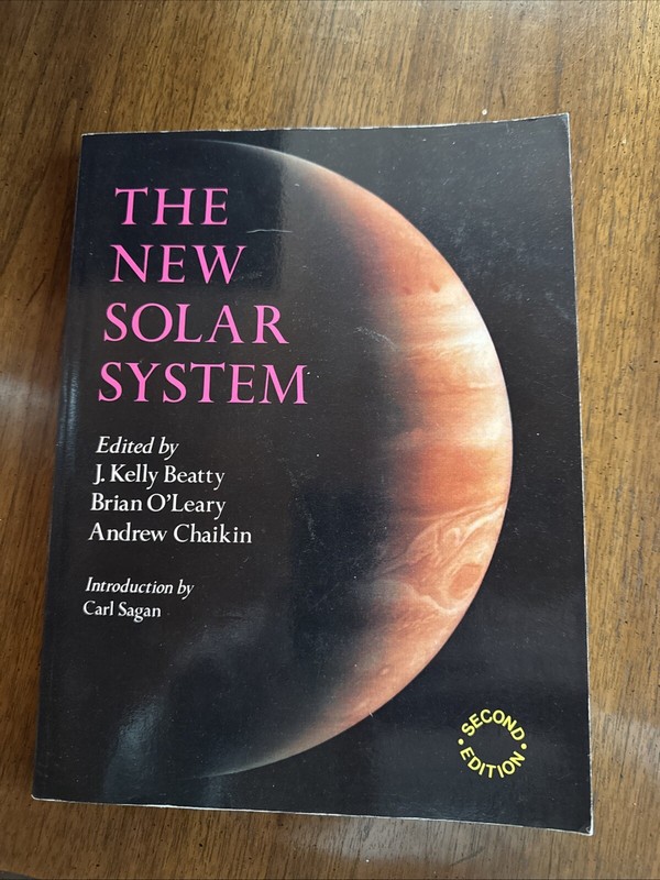 New Solar System by J. Kelly Beatty (Trade Paperback)