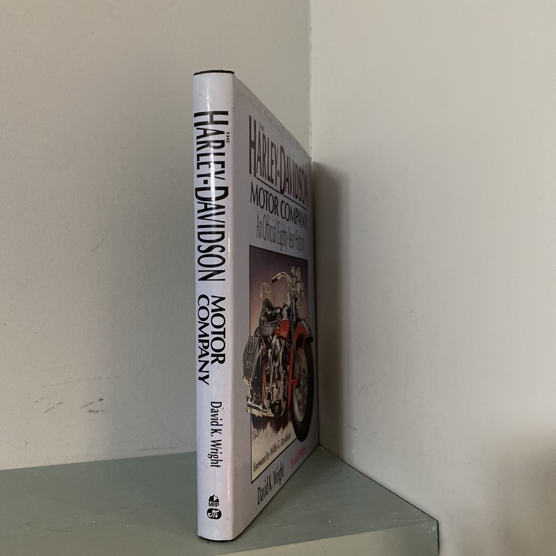 HARLEY DAVIDSON MOTOR COMPANY Official Eighty Year History 1987 Hardcover Book gallery