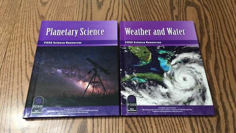 LOT OF 2 STUDENT TEXTS / FOSS SCIENCE / EARTH SCIENCE GRADES 6 – 8 / HC