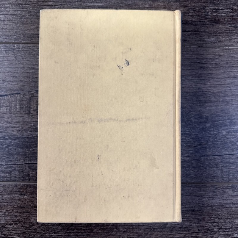 Perspective made easy;: A step-by-step method for learning the basis of drawing, gallery