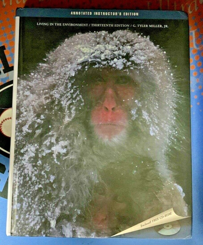 Living In The Environment Thirteenth Edition G. Tyler Miller Jr. (Damaged Cover)