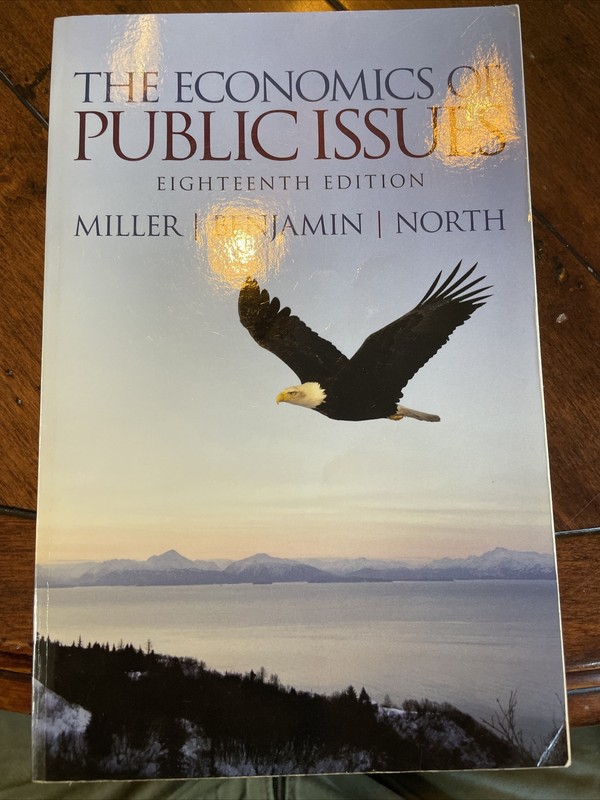 Economics of Public Issues Paperback Daniel K. Benjamin