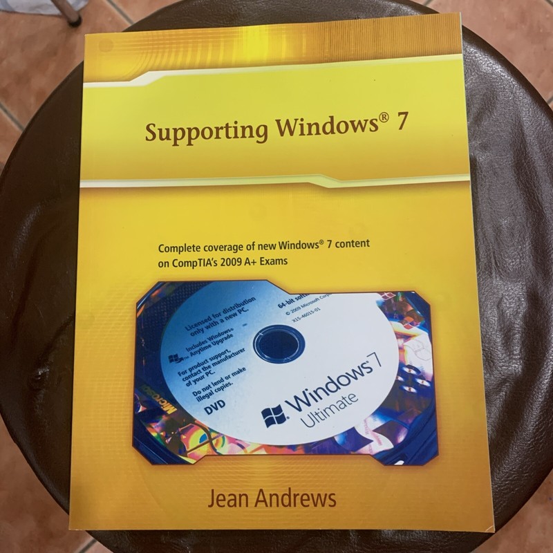 Supporting Windows 7 by Jean Andrews (2010, Trade Paperback)