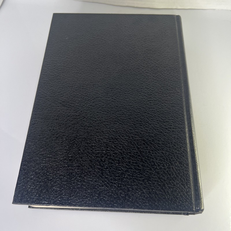 The Illustrated Veterinary Encyclopedia for Horsemen Hardcover. VGC gallery