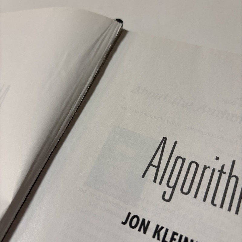 Algorithm Design by Eva Tardos and Jon Kleinberg (2006, HC) gallery