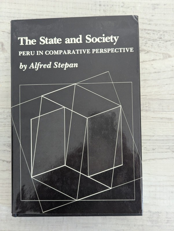 The State and Society: Peru in comparative perspective; A. Stepan – HC/VG