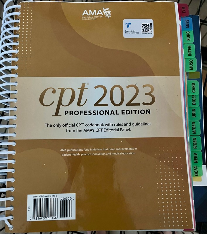 CPT Professional 2023 and – Spiral-bound, by American Medical Association – Good