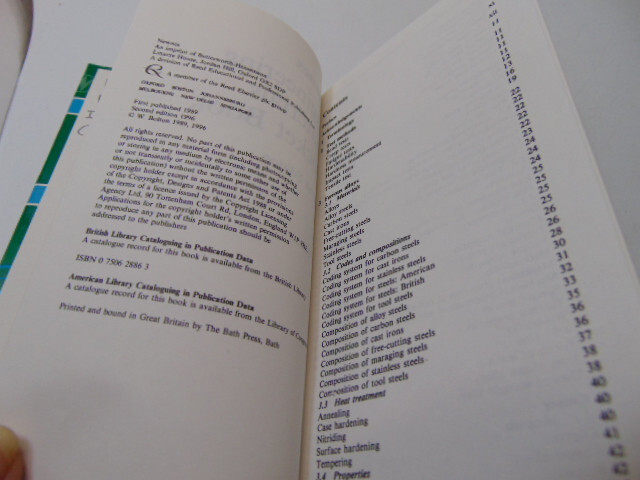 Newnes Engineering Materials Pocket Book 2nd Ed- W. Bolton, 1996 HB gallery