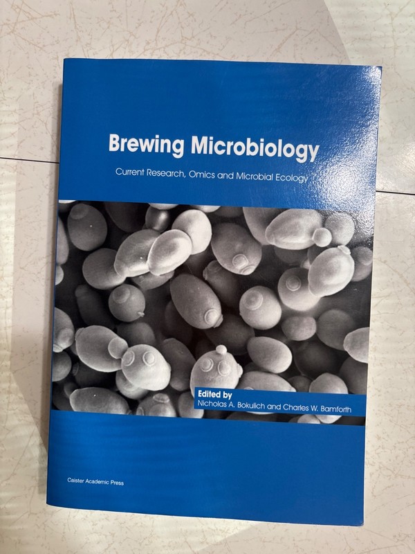 Brewing Microbiology : Current Research, Omics and Microbial Ecology, Paperba…