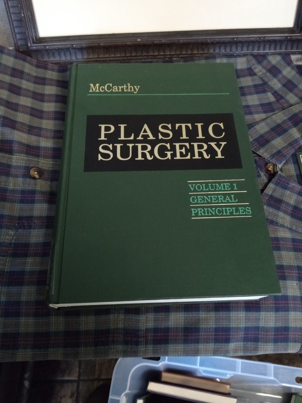 Plastic Surgery. 8 vols. (Hardcover) McCarthy, Joseph G. (Ed) 1st Edition