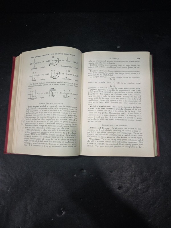 Essentials of Chemistry With Laboratory Manual by Gretchen O. Luros (1942, HC) gallery