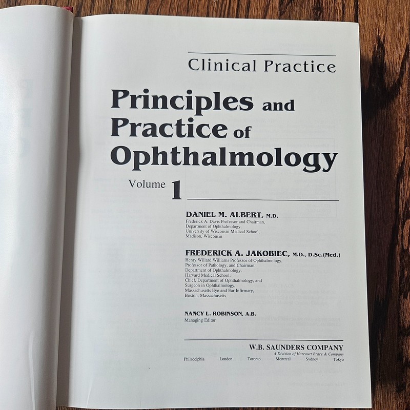 Principles and Practice of Ophthalmology | Albert & Jakobiec | 2nd Ed. Vol 1 / 4