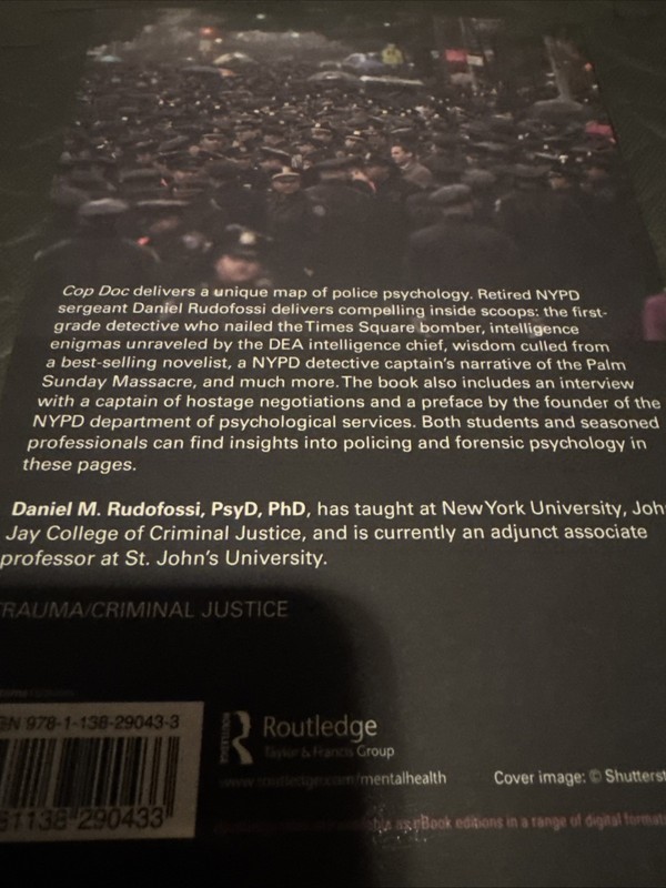 Cop Doc : The Police Psychologist's Casebook--Narratives from Police Psychology gallery