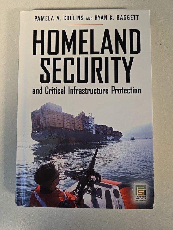 Praeger Security International Ser.: Homeland Security and Critical…