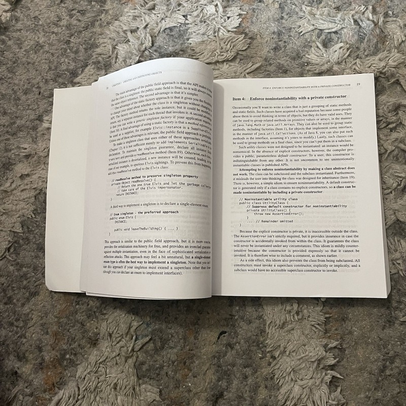 Effective Java by Joshua Bloch Third Edition Updated for Java 9 Paperback 2018 gallery