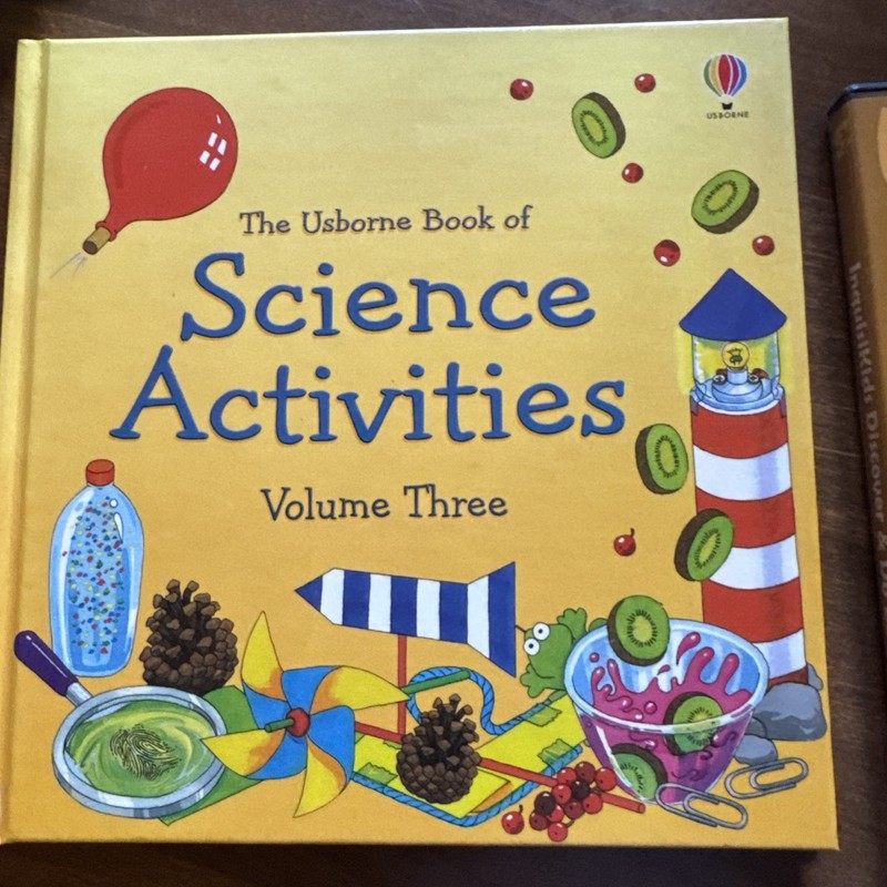 Usborne Book Of Science Activities Volume 3 With DVD