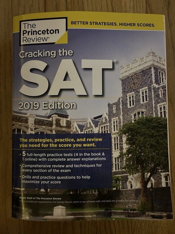 College Test Preparation Ser.: Cracking the SAT with 5 Practice Tests, 2019