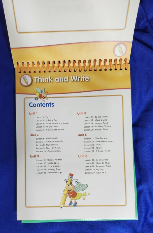 JOURNEYS Grade 1 Common Core Literacy Center FLIP CHART (12' X 9") Lot of 3/LN gallery