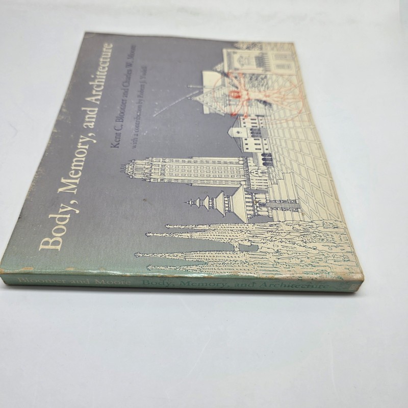 Body, Memory, and Architecture (Yale Paperbound) - Paperback - GOOD gallery
