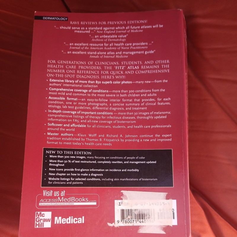 Fitzpatrick's Color Atlas and Synopsis of Clinical Dermatology gallery