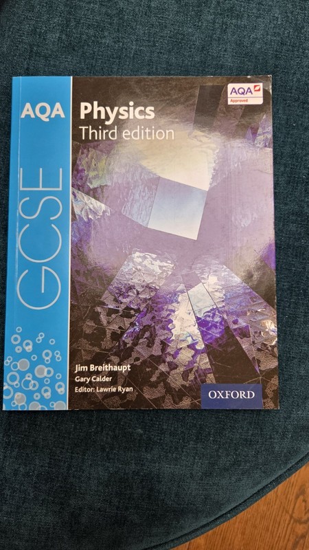 AQA GCSE Physics Student Book (AQA GCSE Science 3rd Edition) by Breithaupt, Jim