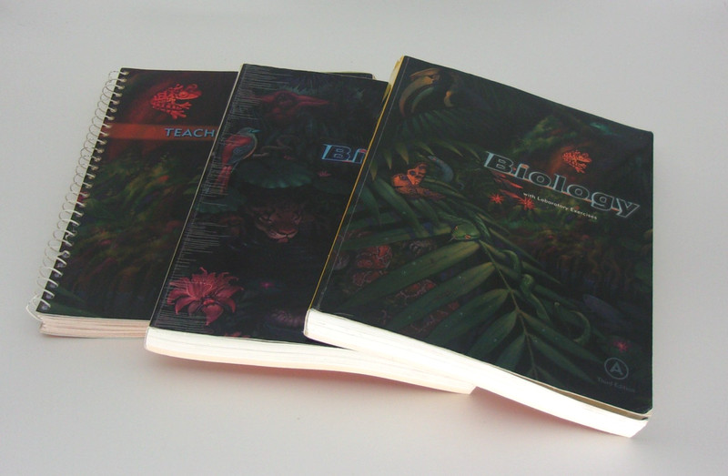 Set 3 Biology with Lab Exercises Text books A & B, Teacher’s Ed.-3rd Ed.-BJU