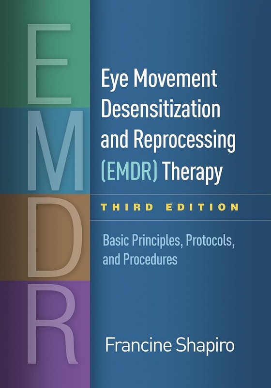 Eye Movement Desensitization and Reprocessing (EMDR) Therapy (English,Hardcover)