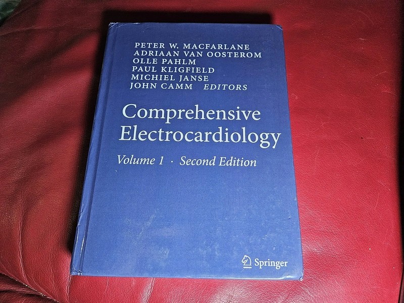 Comprehensive Electrocardiology Hardcover Volume 1 2nd Second Edition 2011