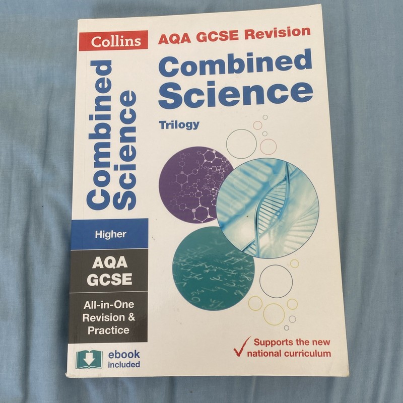 AQA GCSE 9-1 Combined Science Foundation All-in-One Complete Revision and…