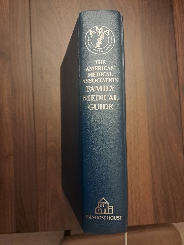 1982 AMA Family Medical Guide Book American Association gallery