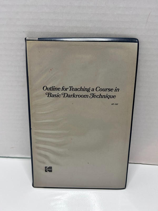Kodak Outline For Teaching A Course In Basic Darkroom Technique 1976