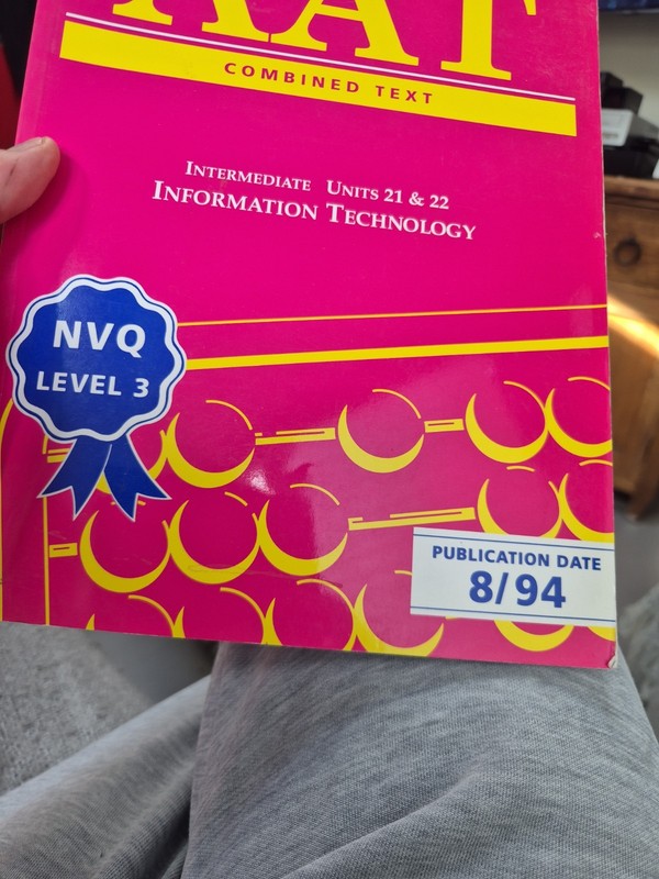 AAT NVQ: INFORMATION TECHNOLOGY INTERMEDIATE Units 21 & 22 (COMBINED TEXT) Book gallery