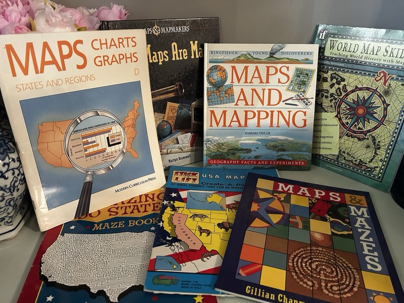 MAPS, CHARTS, & GRAPHS / STATES & REGIONS LEVEL D 1990 BUNDLE Of 6 Kingfisher +
