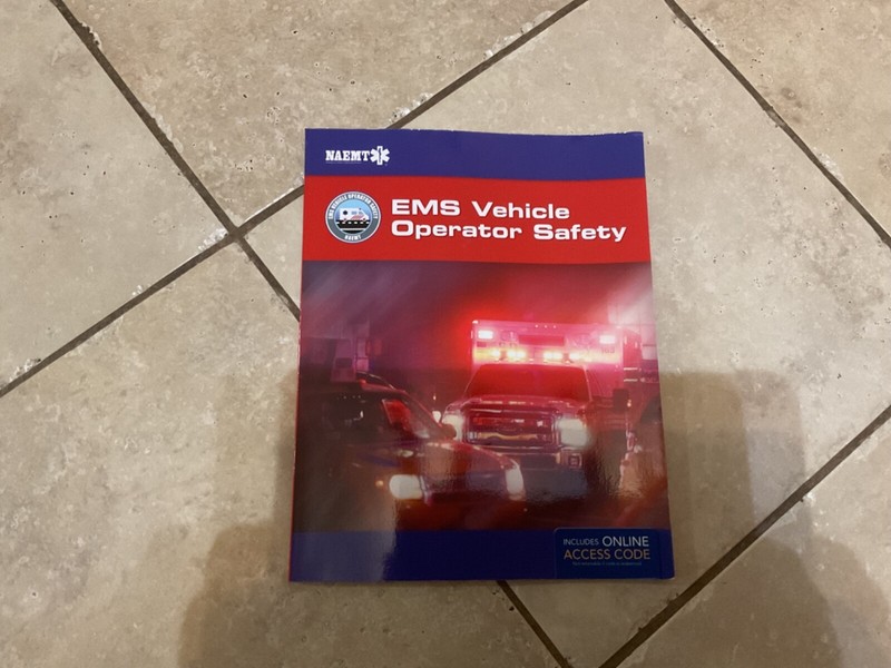 EMS VEHICLE OPERATOR SAFETY: INCLUDES EBOOK WITH By Bob Elling & Robert VG