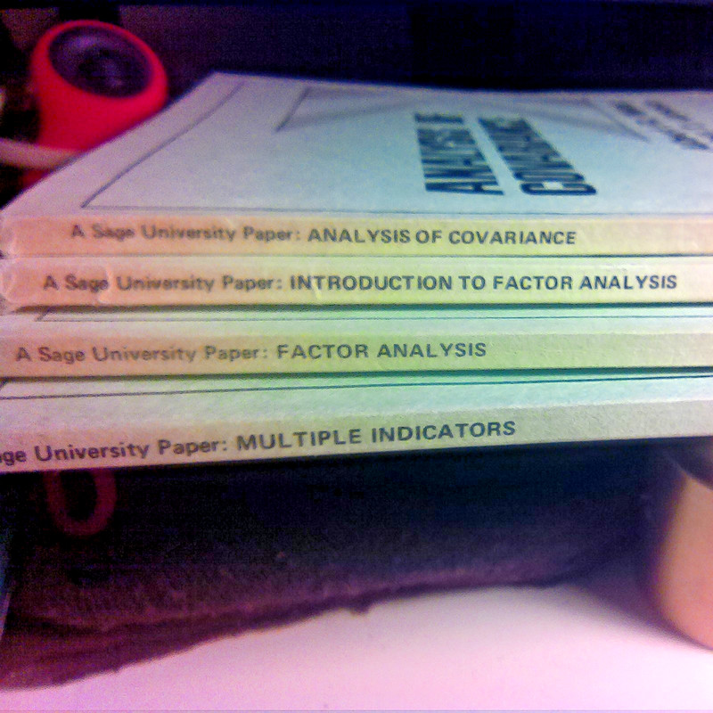 4 SAGE PUBLICATIONS: 12,13,14,15 Quantitative Applications Series SEE MY PHOTOS!