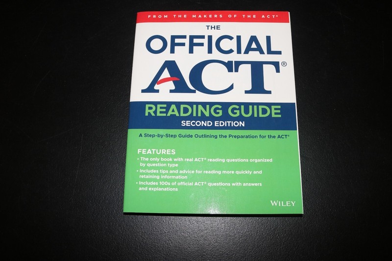 Official ACT Reading Guide by ACT (2021, Trade Paperback)