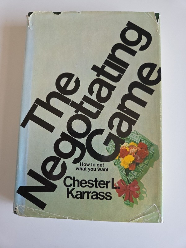 The Negotiating Game by Chester L. Karrass (1970, Hardcover) Vintage 1st Edition