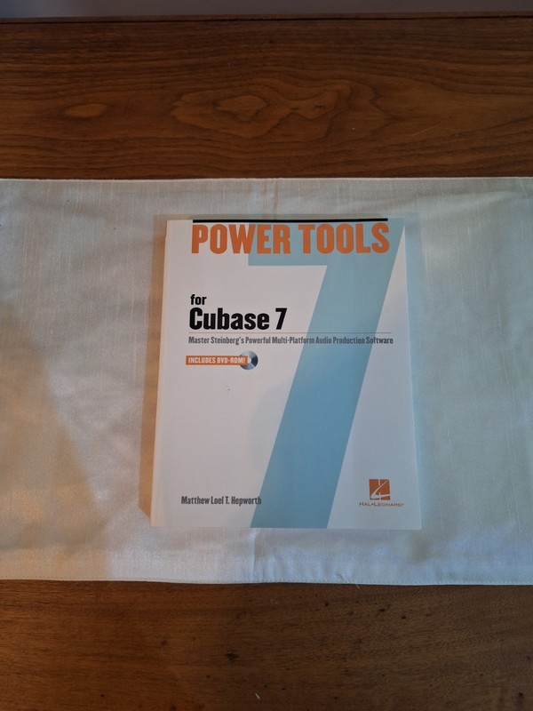 Power Tools for Cubase 7 with CD – Hal Leonard – Matthew Loel T. Hepworth