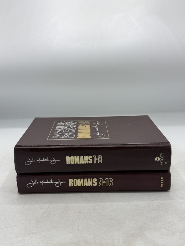 The MacArthur New Testament Commentary Romans 1-8 & 9-16 John MacArthur 2 Book gallery