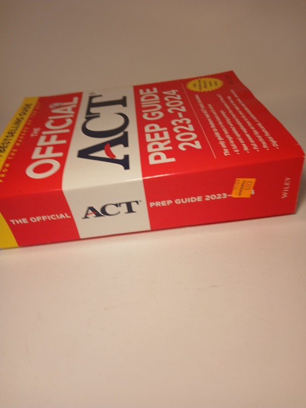 Official ACT Prep Guide 2023-2024 : Book + 8 Practice Tests gallery