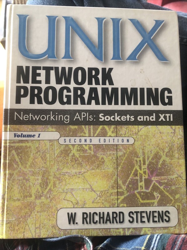 Networking APIs Vol. 1 : Sockets And XT1 – W. Richard Stevens (HC, 1998) VG