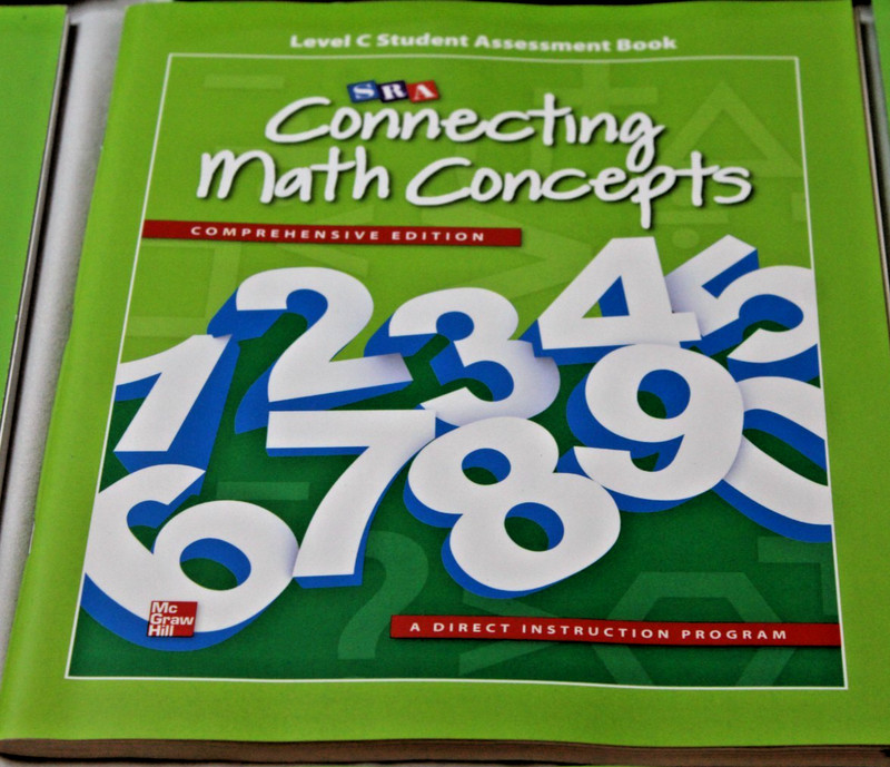 SRA Connecting Math Concepts Comprehensive Edition Level C Presentation Book Set gallery