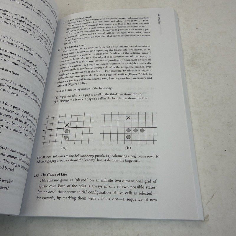 Algorithmic Puzzles - 2011 Paperback By Levitin, Anany & Maria gallery