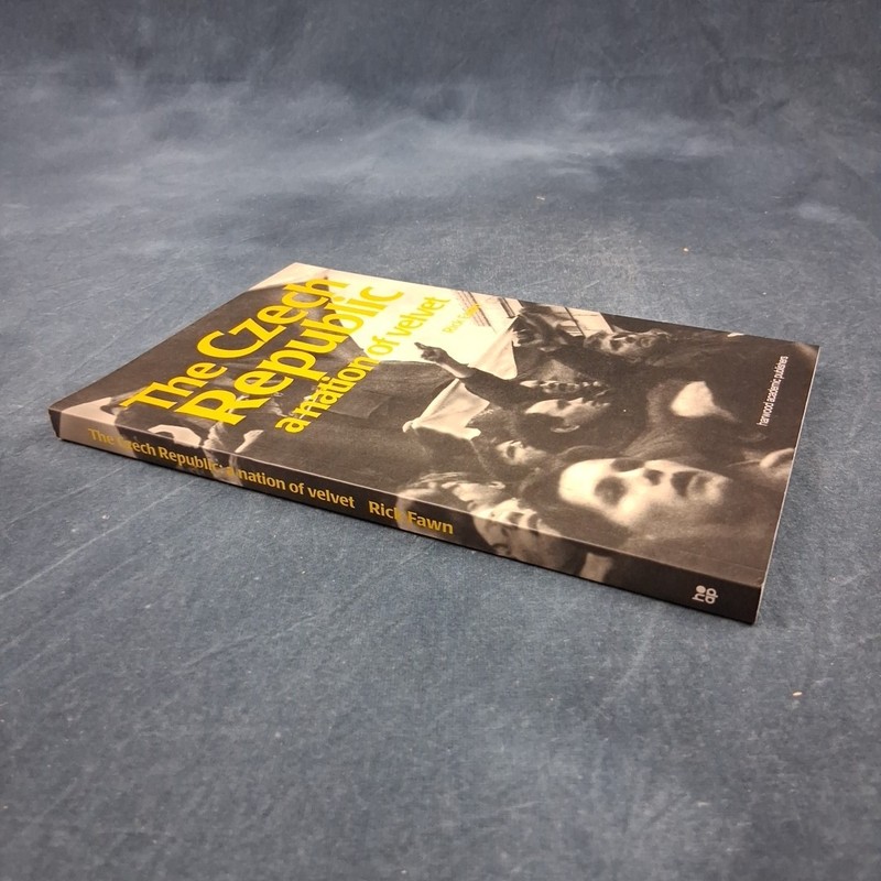The Czech Republic Nation of Velvet | Fawn |Postcommunist History OOP EXCELLENT gallery
